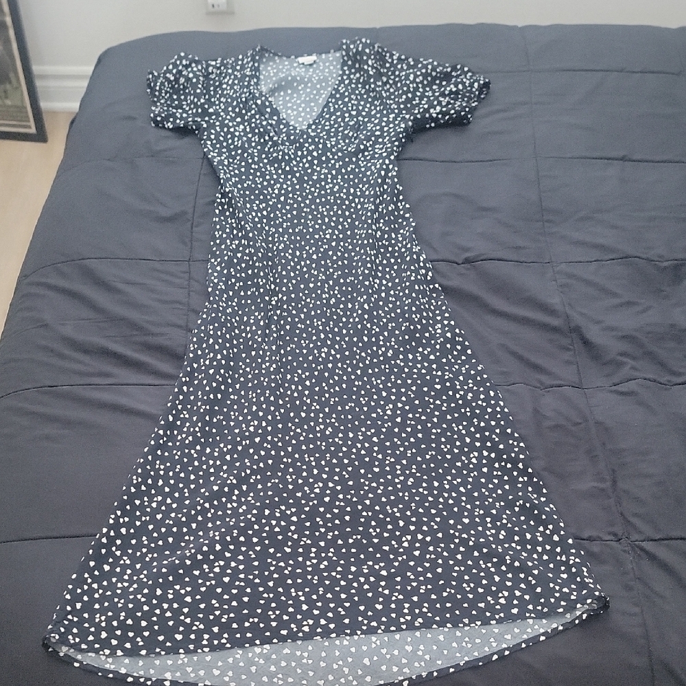 a new day Black and White Heart Pattern Midi Dress